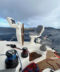 Starboard helm