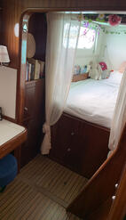 Cabin 03 - Forward port bed