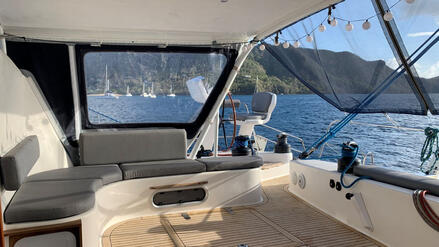 Cockpit 03